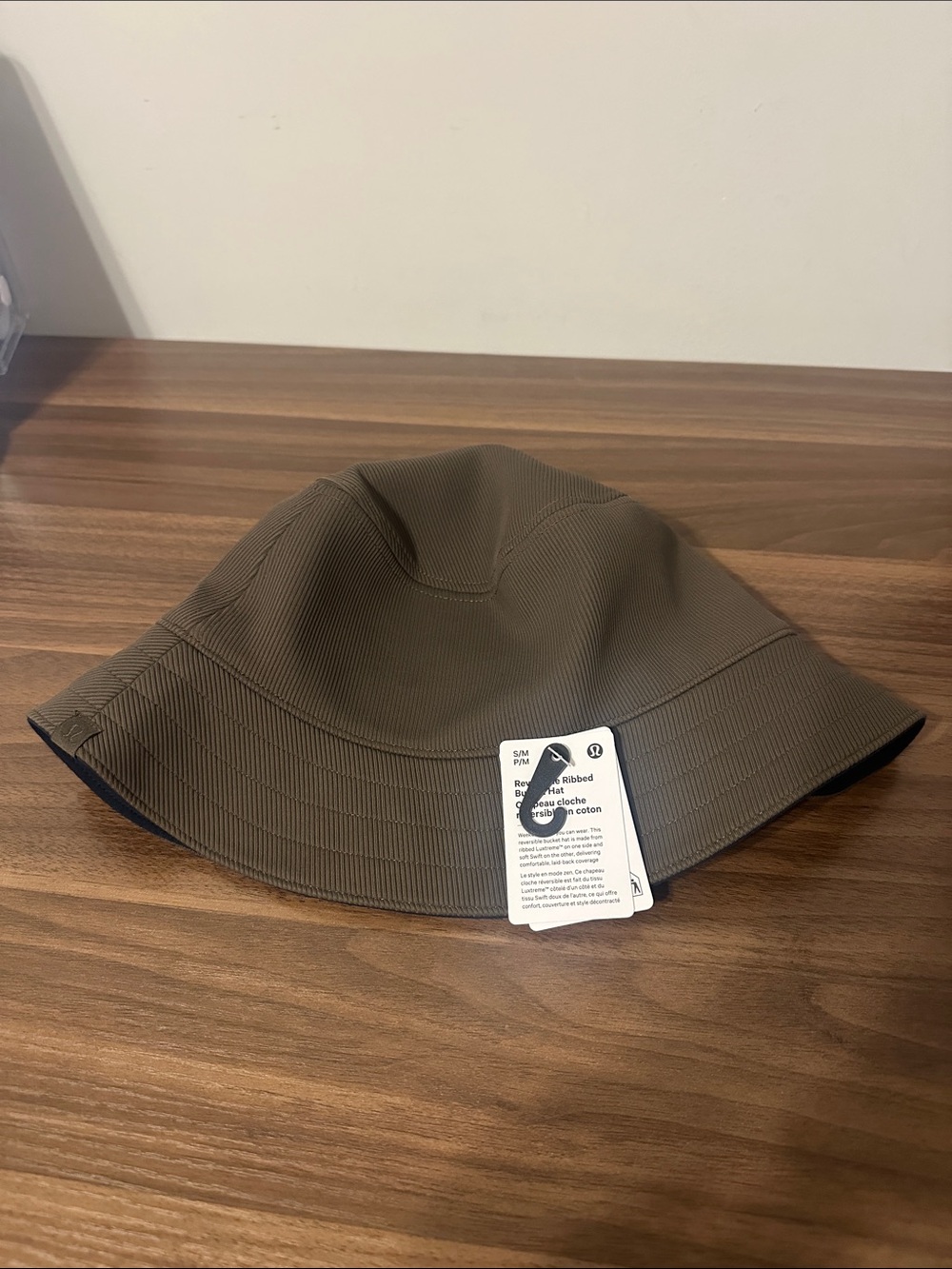 NWT Lululemon Reversible Ribbed Bucket Hat
Olive Brown